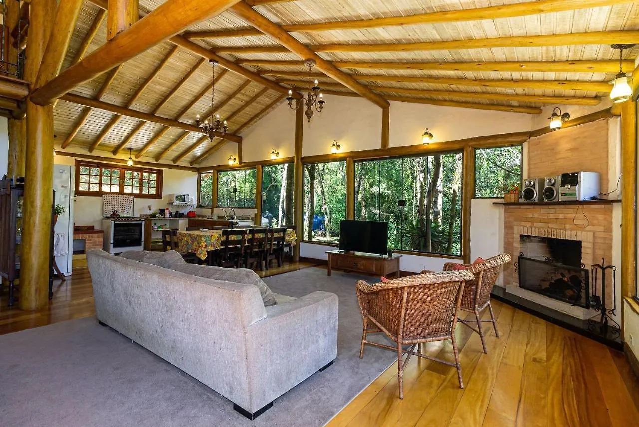 Casa Com Area Gourmet Perto Do Parque Amantikir Villa Campos do Jordao
