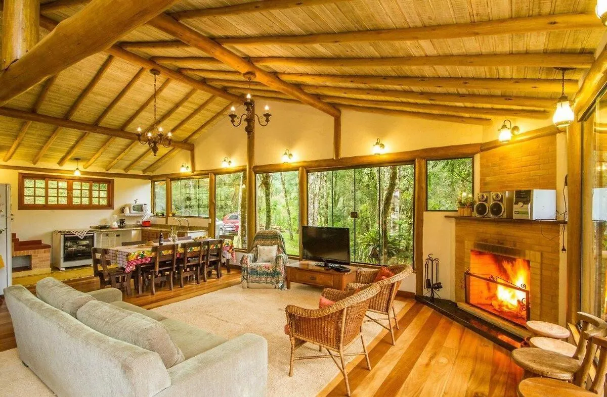 Casa Com Area Gourmet Perto Do Parque Amantikir Villa Campos do Jordao